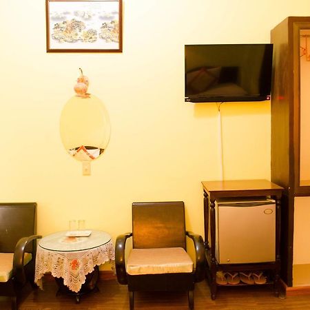 Nhu Phu Hotel เว้ ภายนอก รูปภาพ